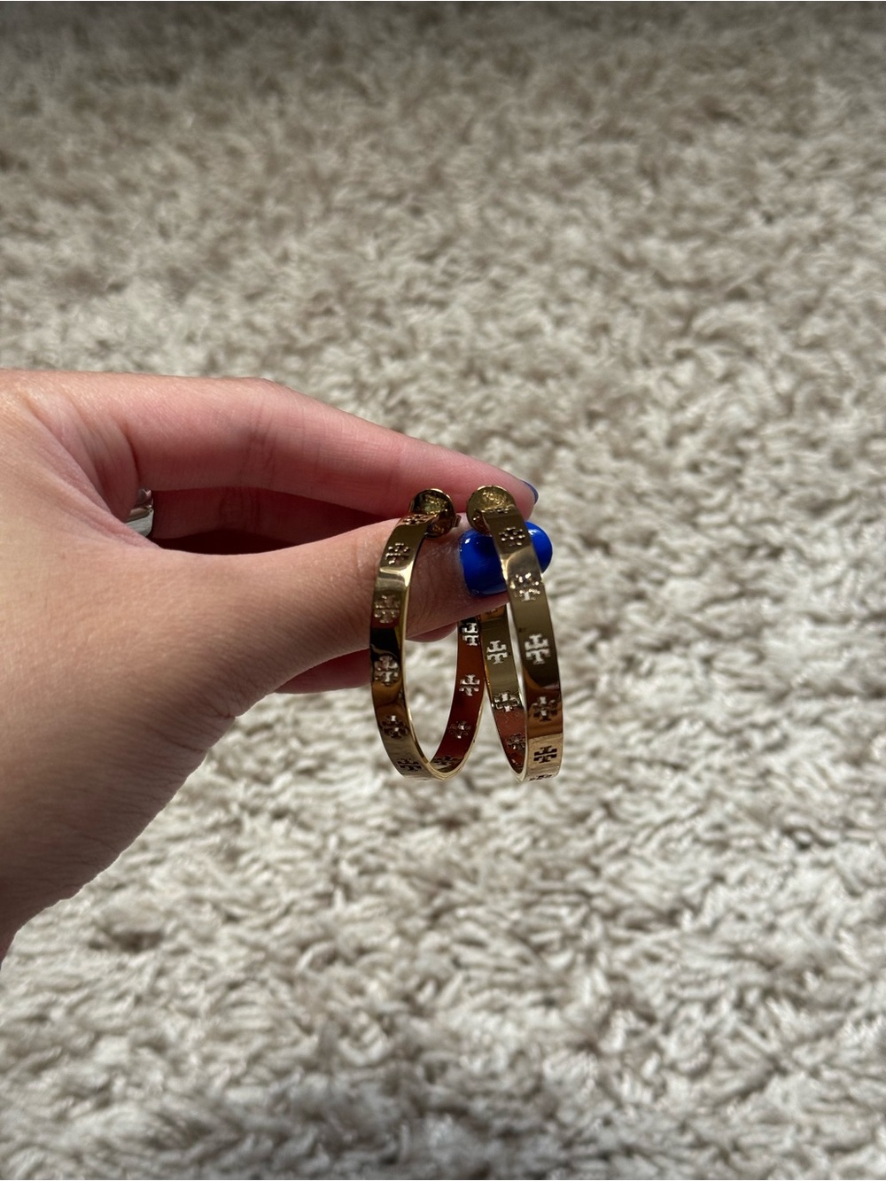 Tory Bur h Gold Hoop Earrings